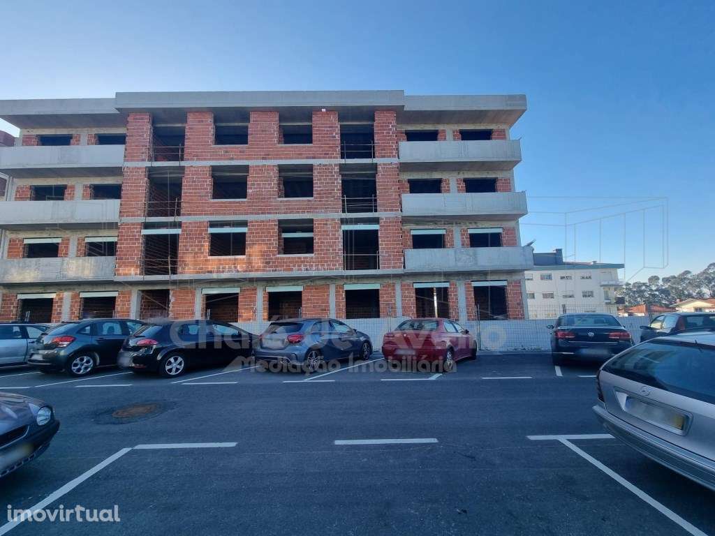 Apartamento T2 com Jardim e garagem-Oliveira Azemeis - Grande imagem: 5/11