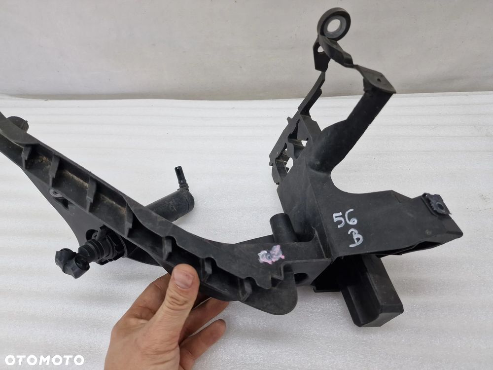 AUDI A4 B8 LIFT 11- LEWY ŚLIZG POD LAMPE /  MOCOWANIE LAMPY , NR 8K0805607B , NR AUKCJI SL56 - 6