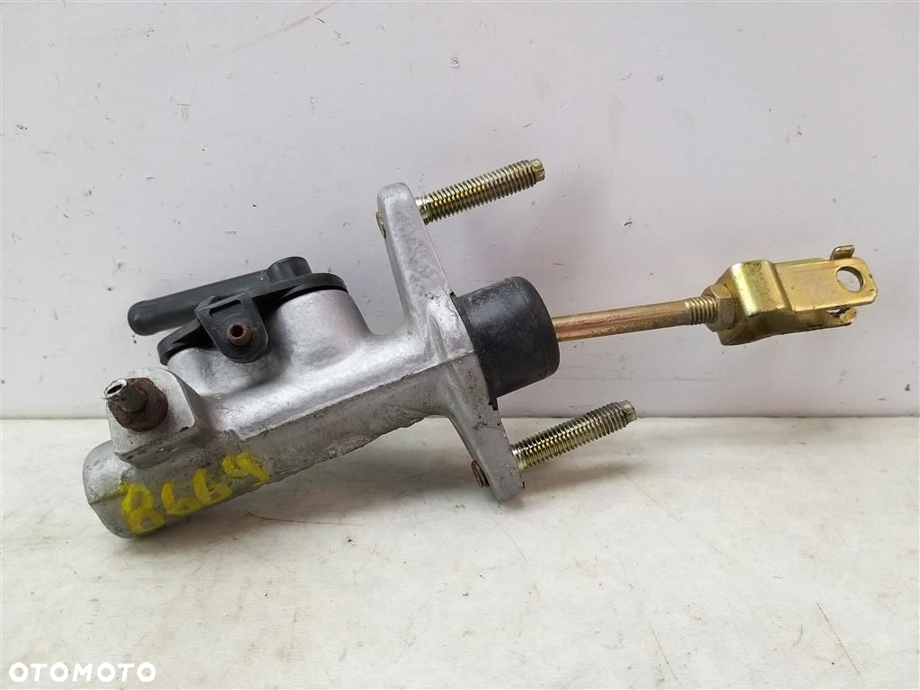 Pompka sprzęgła Toyota Yaris I 1,0 B 1999-2005 - 2