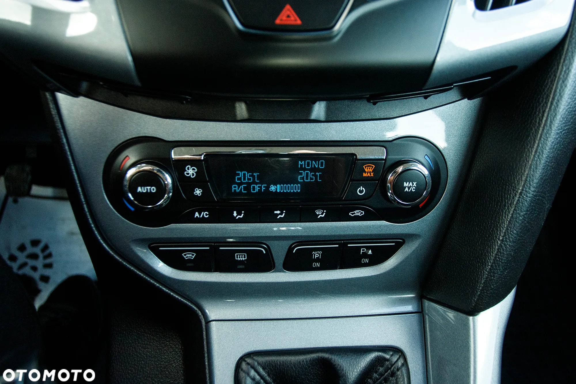 Ford Focus - 24