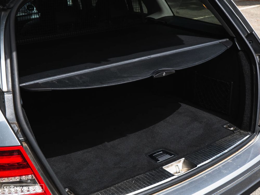 Mercedes-Benz C 250 Station CDI 7G-TRONIC Avantgarde Edition - 36