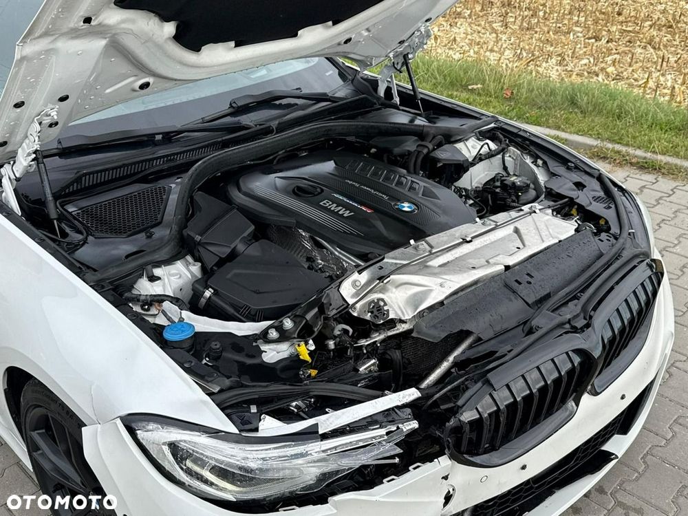 BMW Seria 3 330d M Sport sport - 9