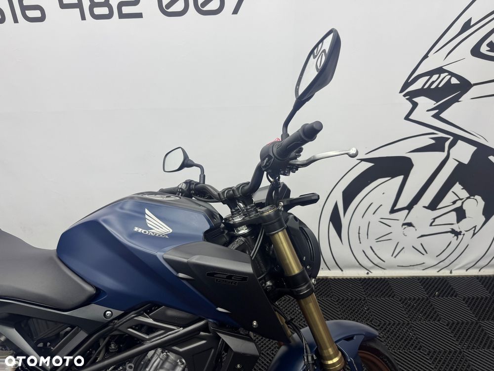 Honda CB - 32