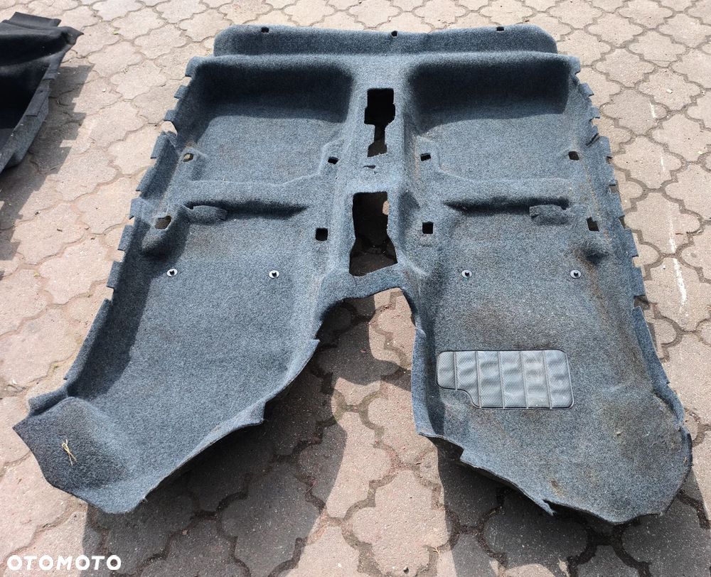 Ibiza IV dywan wnętrza wykładzina 3d Europa stan bdb Seat - 1