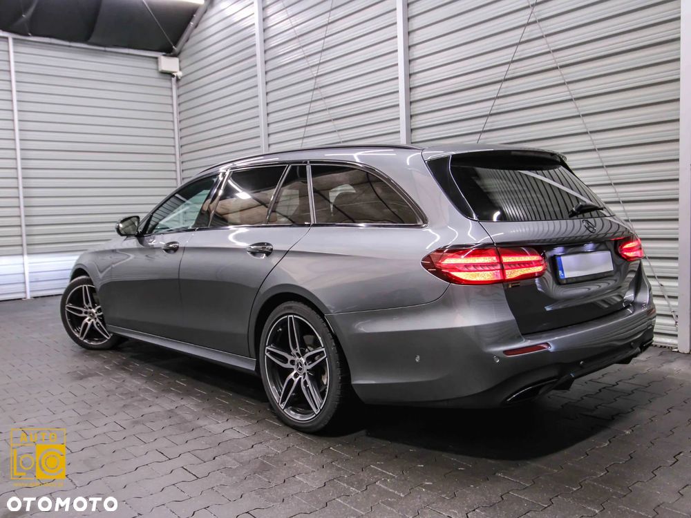 Mercedes-Benz Klasa E 220 d 4-Matic Business Edition 9G-TRONIC - 4