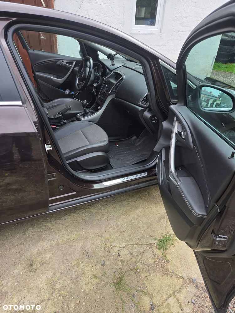 Opel Astra - 4
