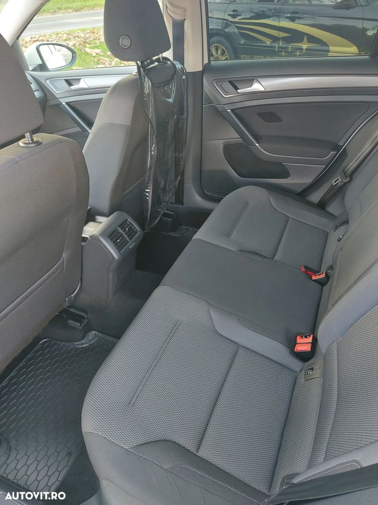Volkswagen Golf 1.0 TSI Comfortline - 6
