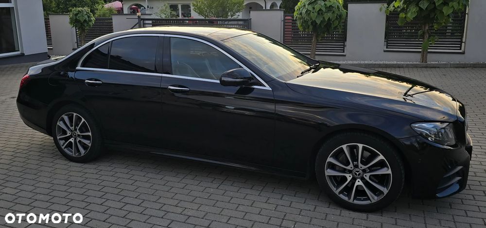 Mercedes-Benz Klasa E 220 d 4-Matic AMG - 4