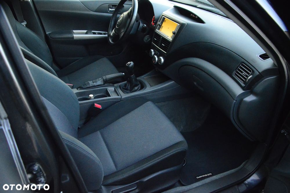 Subaru Impreza WRX - 25