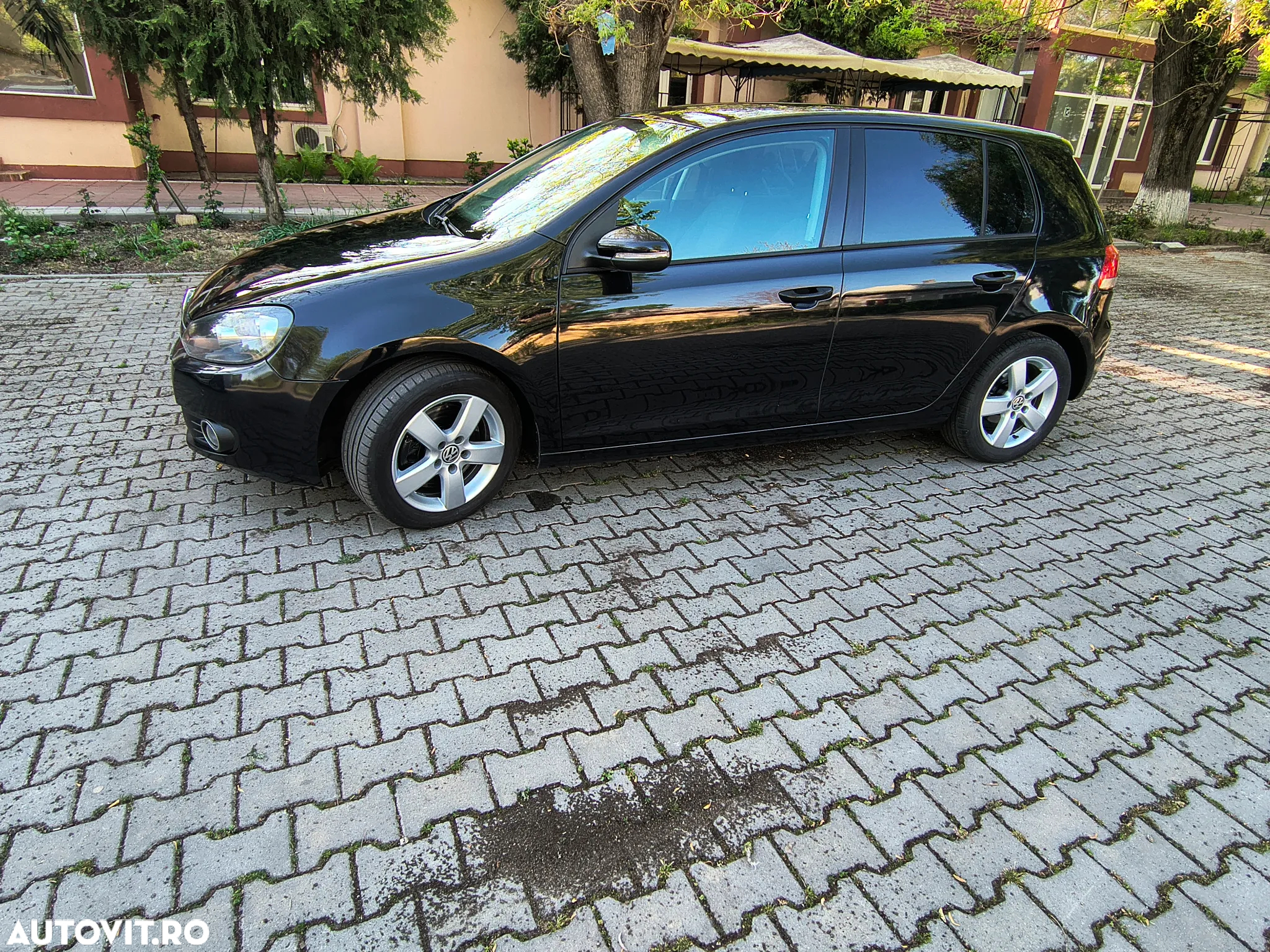 Volkswagen Golf 1.4 TSI Comfortline DSG - 3