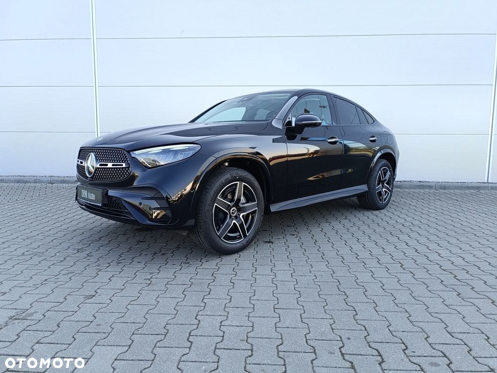 Mercedes-Benz GLC 300 de PHEV 4-Matic AMG Line - 1