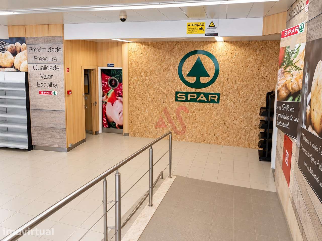 Espaço Comercial em Cova da Piedade, Almada com 240 m² - Grande imagem: 3/10