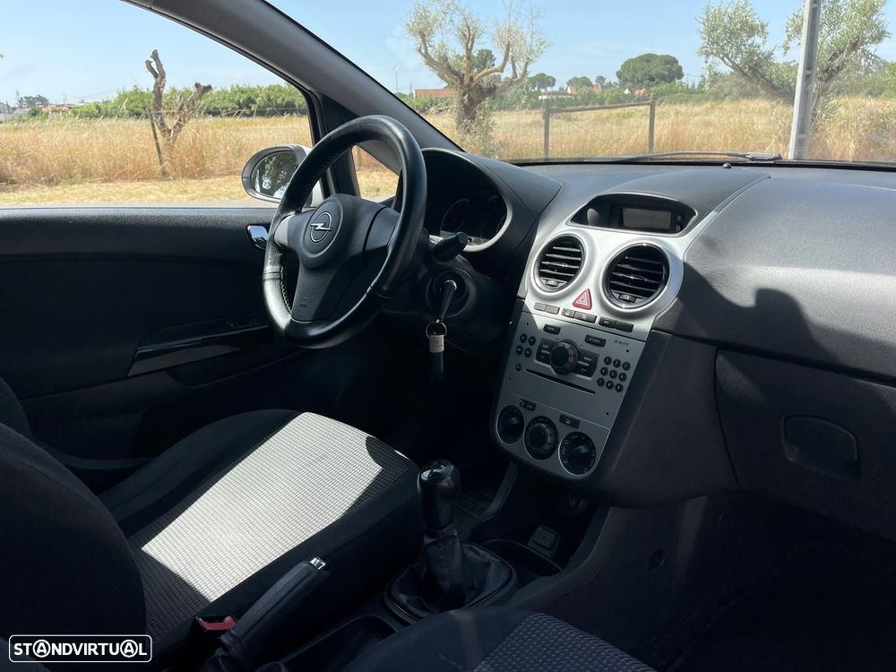 Opel Corsa 1.3 CDTi Enjoy - 17