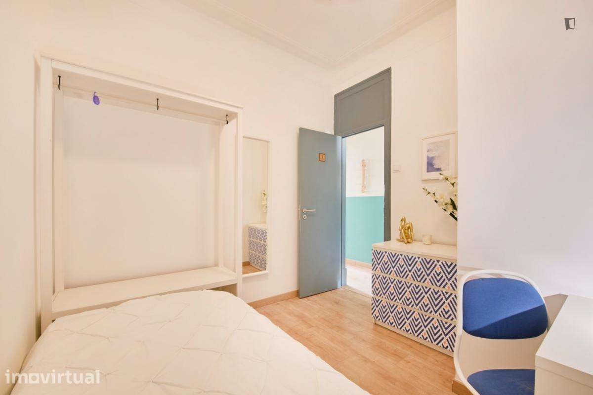 Quarto - localizado em Alameda Lisbon - Grande imagem: 4/46