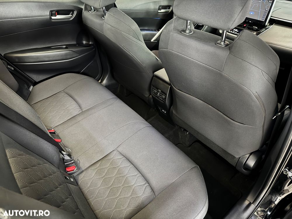 Toyota Corolla Cross Hybrid 2.0 VVT-i Style - 18