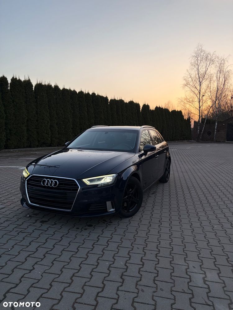 Audi A3 Sportback 1.6 TDI (clean diesel) S tronic S line Sportpaket - 4