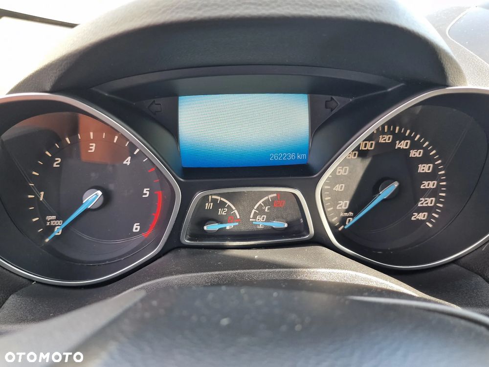 Ford Kuga - 7
