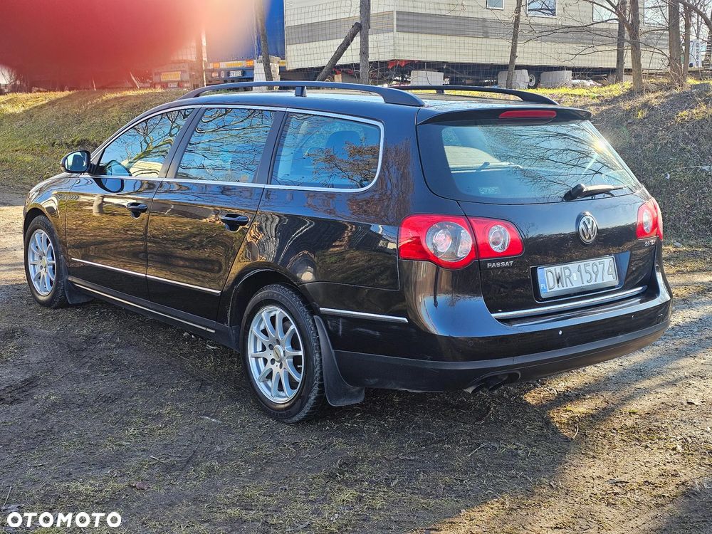 Volkswagen Passat 2.0 TDI Comfortline - 4