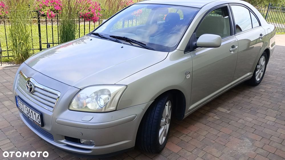 Toyota Avensis 2.0 D-4D Prestige - 1