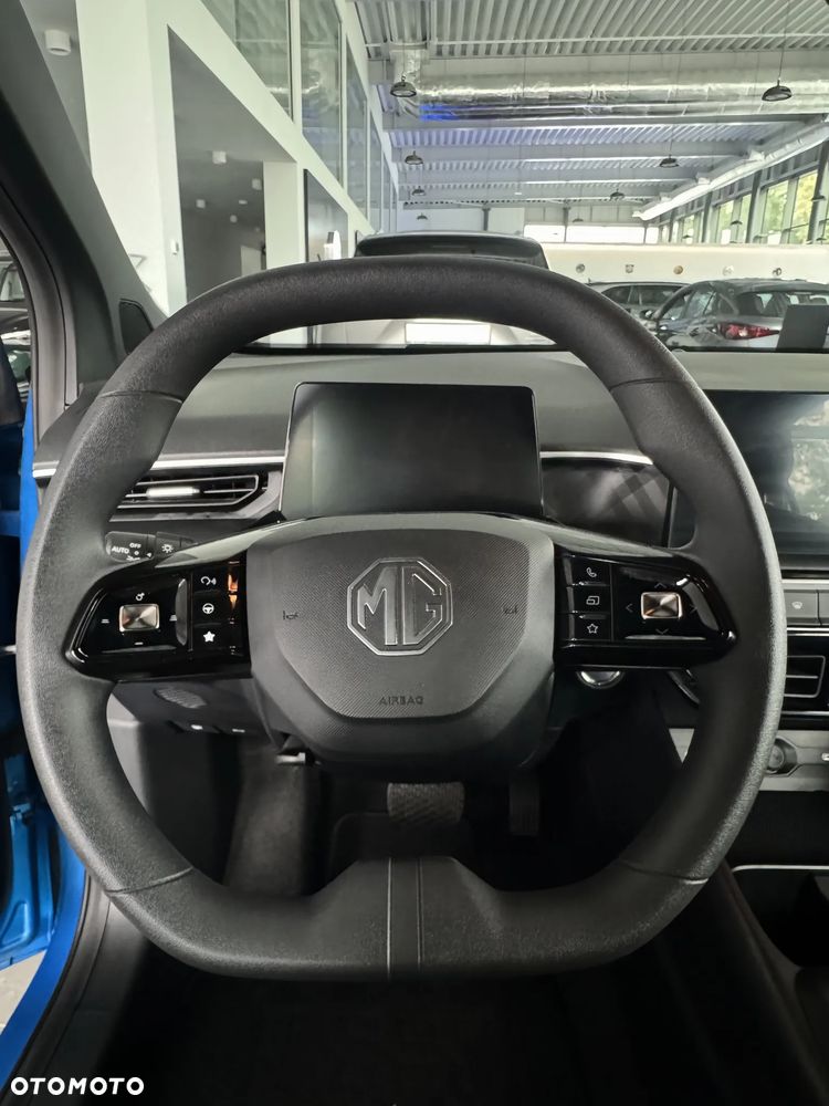 MG MG3 - 9