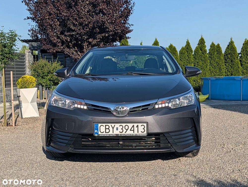Toyota Corolla 1.33 Active - 12