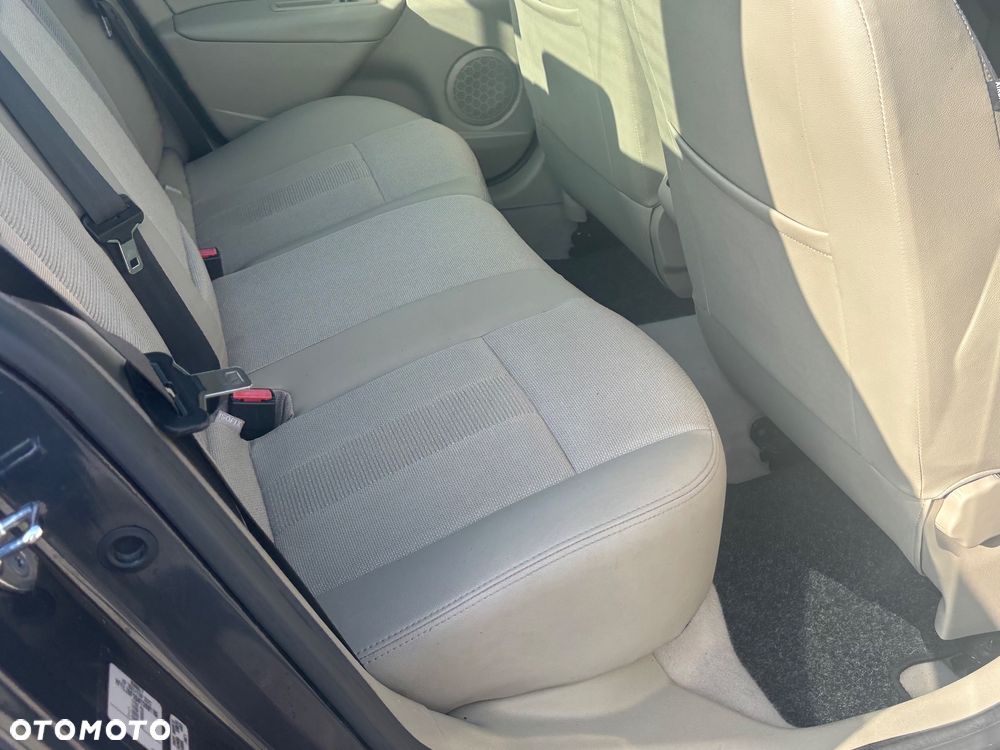 Renault Fluence 1.6 16V 110 Dynamique - 19