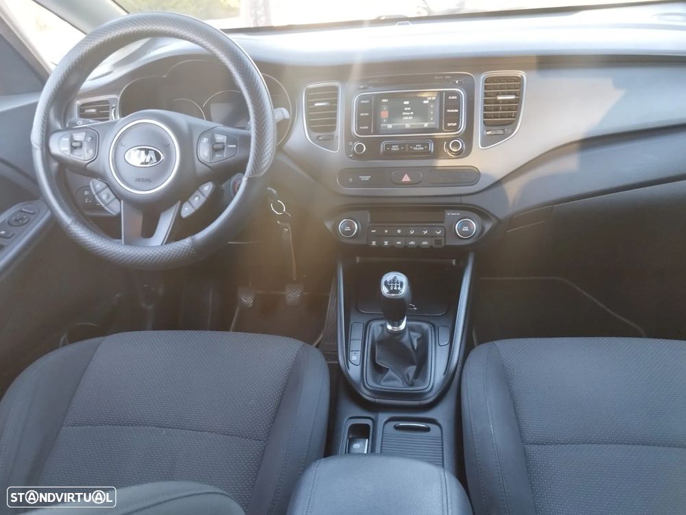 Kia Carens 1.7 CRDi ISG TX - 11