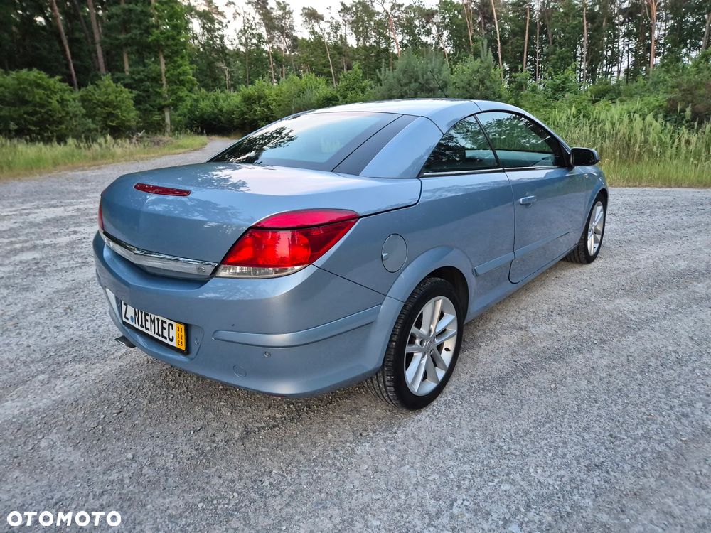 Opel Astra 1.8 Cosmo - 18