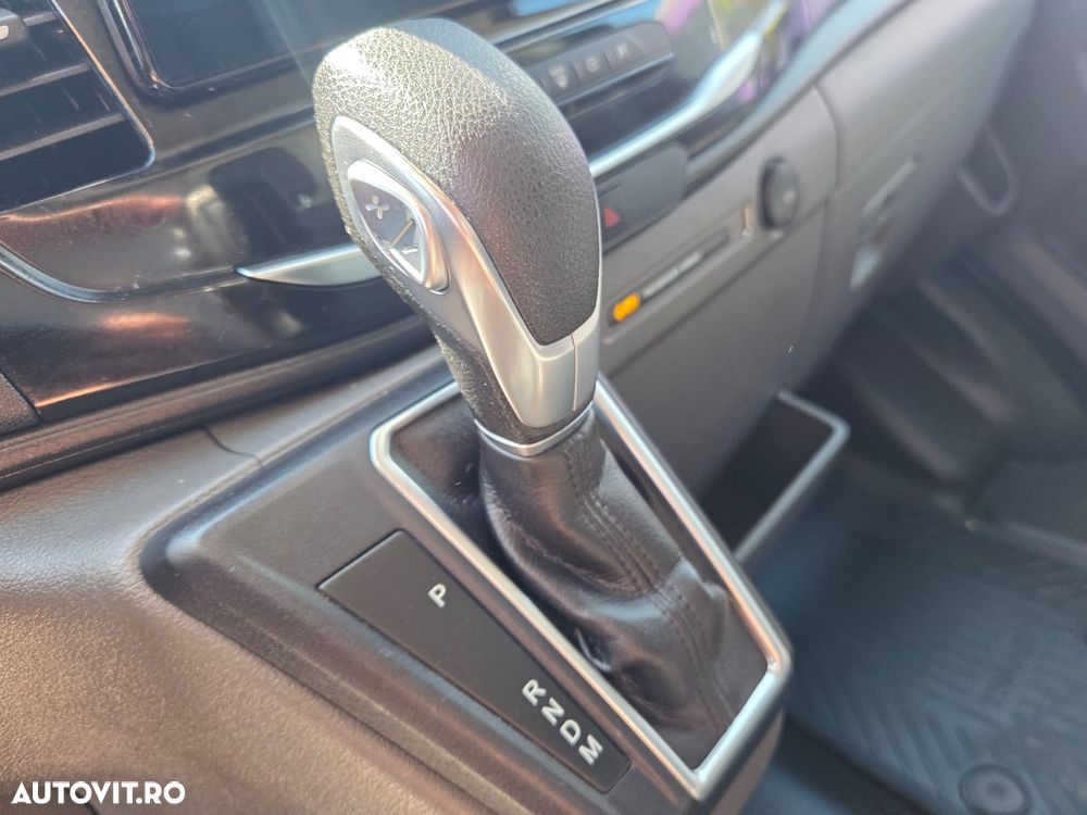 Ford New Transit L3H2 Premium Edition - 13