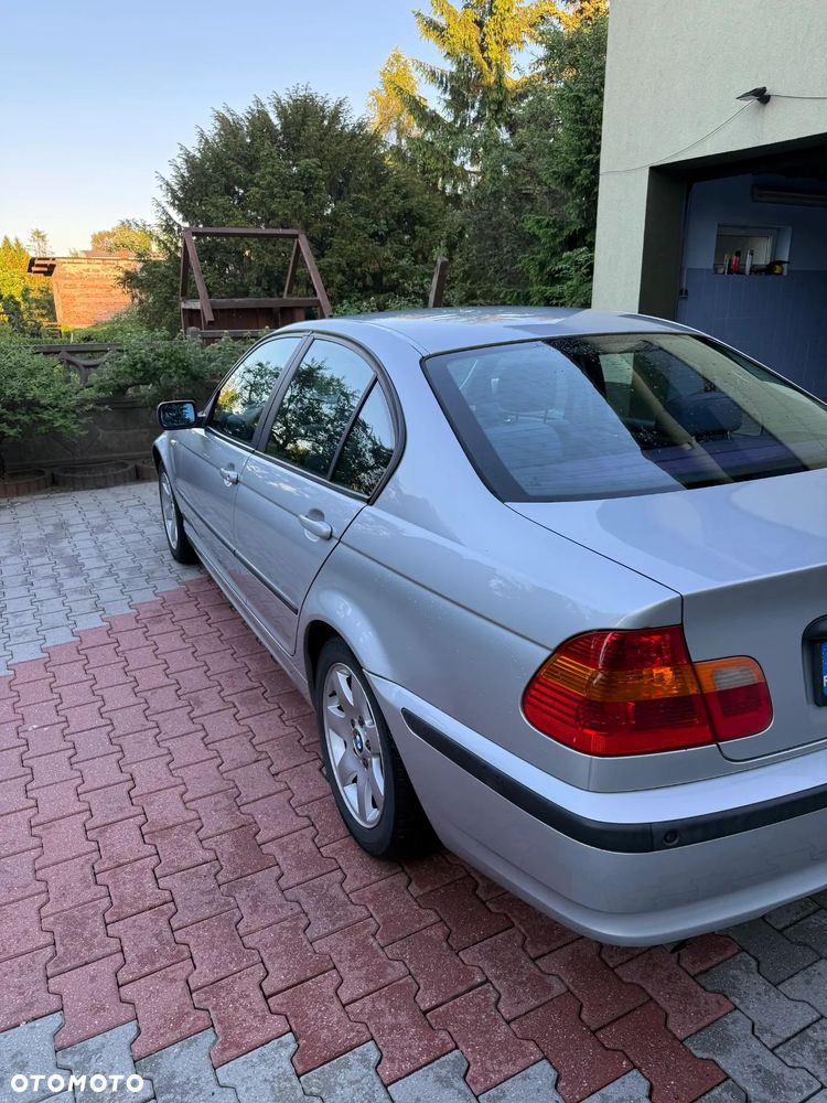 BMW Seria 3 - 11