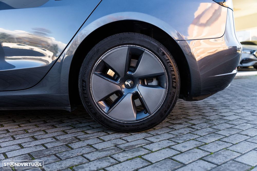 Tesla Model 3 Standard Range Plus RWD - 27