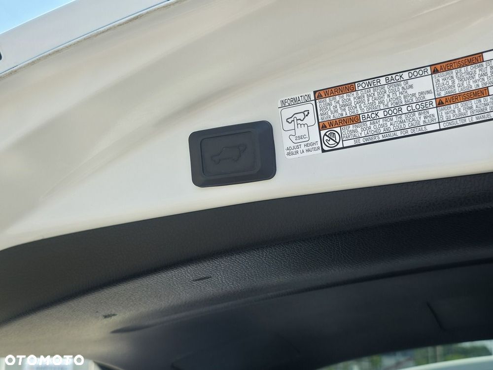 Toyota RAV4 - 8