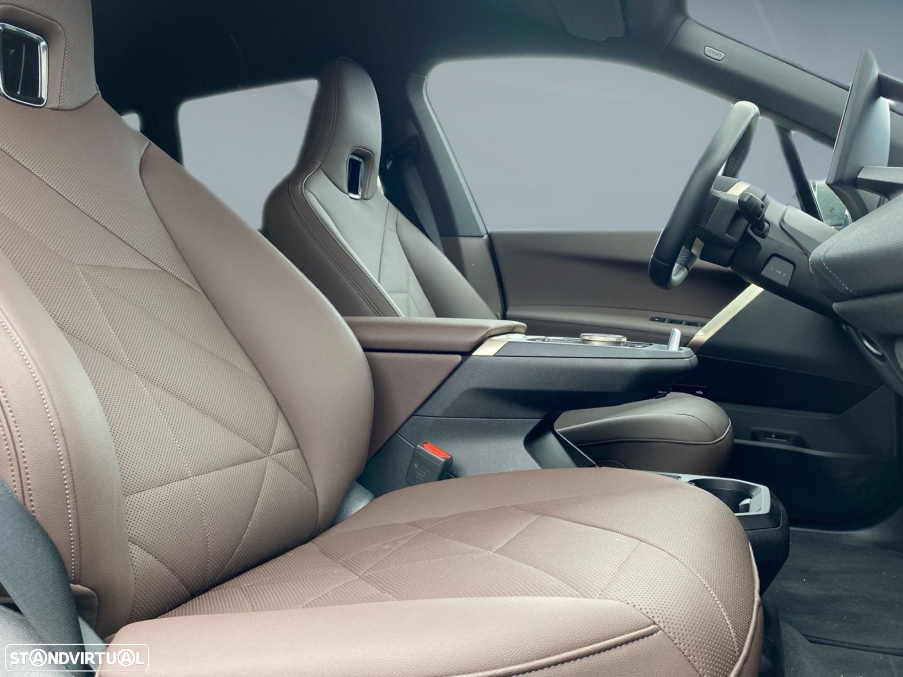 BMW iX xDrive 40 Pack Desportivo - 17