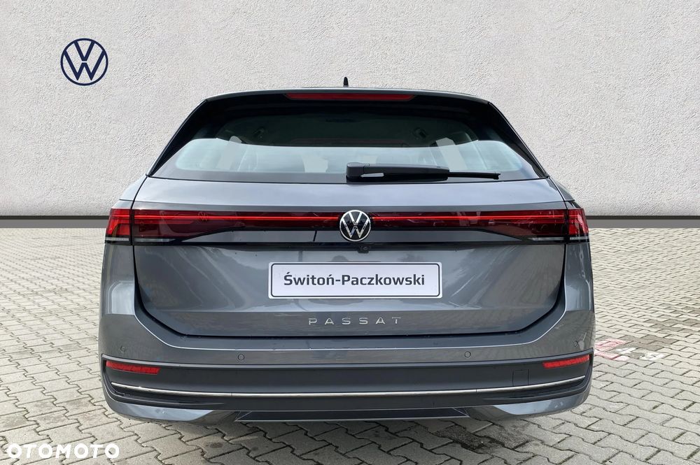 Volkswagen Passat Variant 2.0 TDI SCR Business Plus DSG - 5