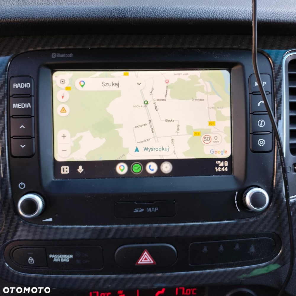Kia Carens 1.6 GDI L - 20