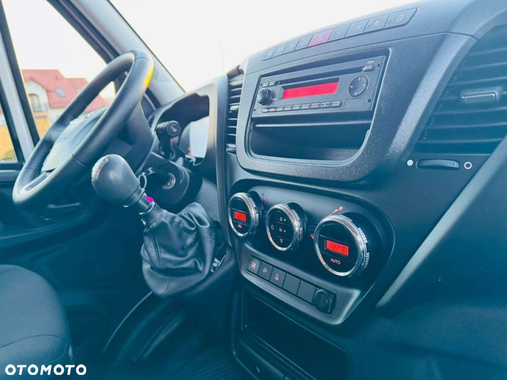 Iveco Sprowadzony Zarejstrowany na blizniakach 35C15 - 27