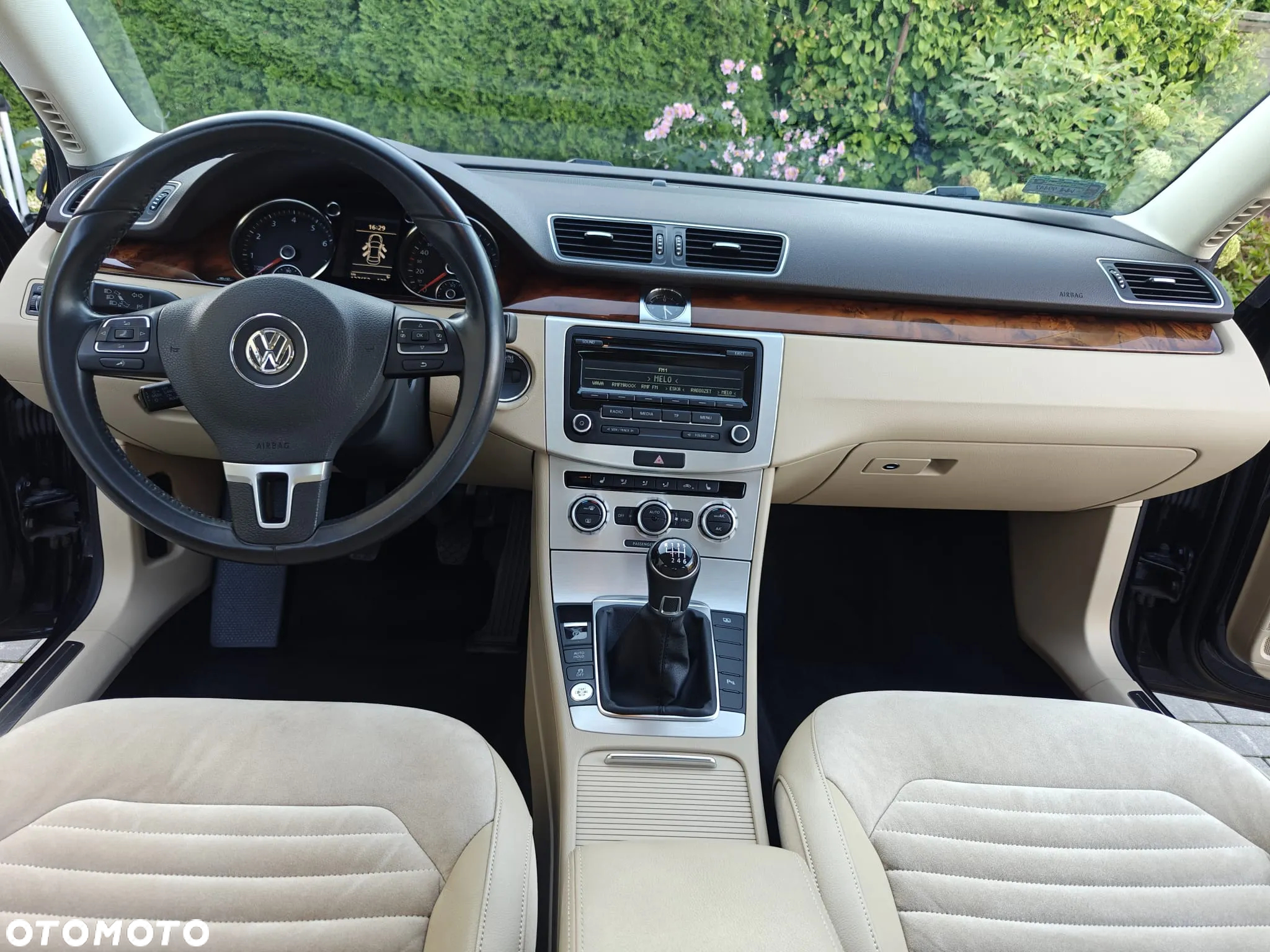 Volkswagen Passat 1.8 TSI Highline - 25