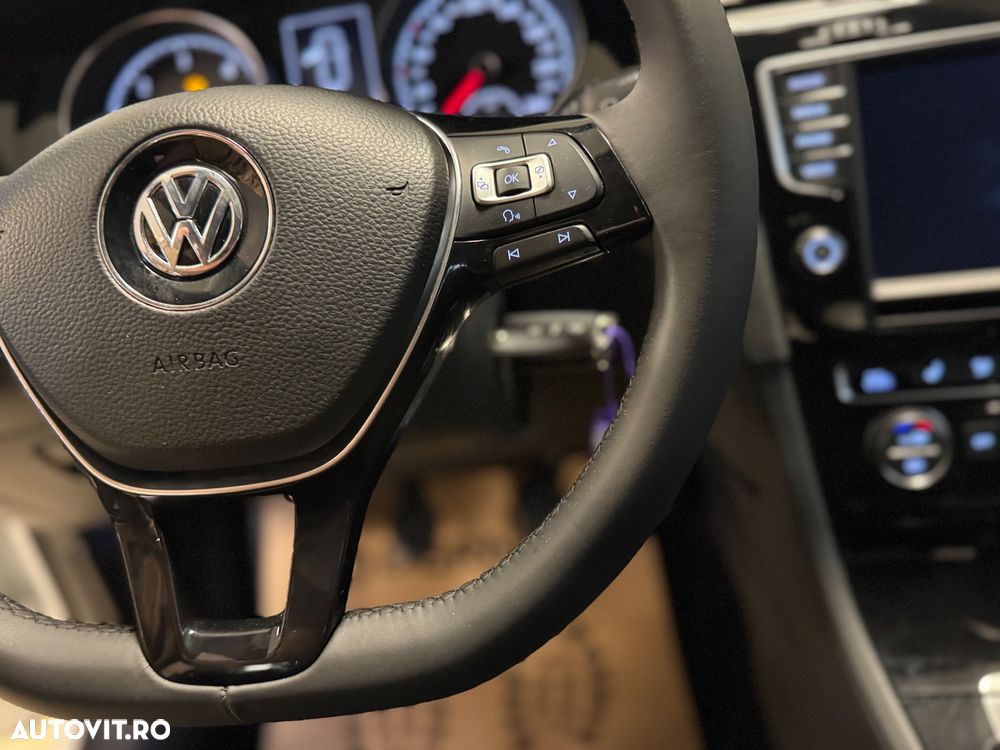 Volkswagen Golf 2.0 TDI DPF BlueMotion Technology Style - 15