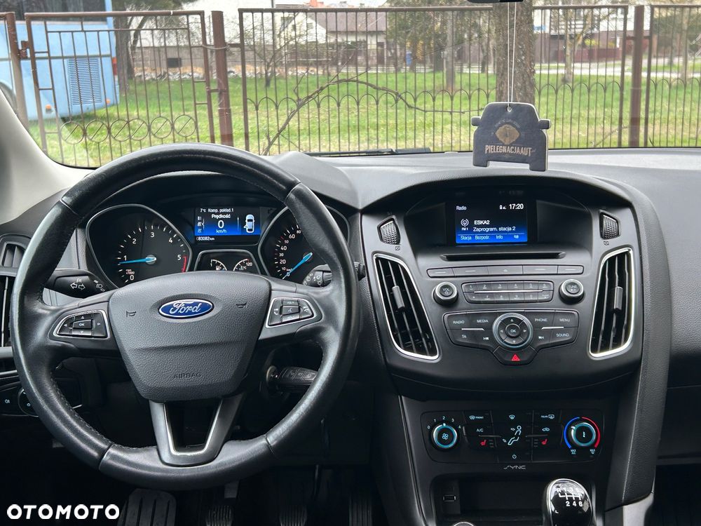 Opel Crossland X - 14