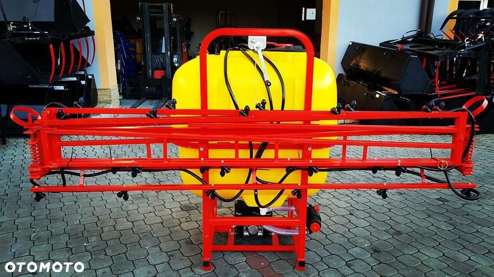 Opryskiwacz polowy 200/300/400/600/800L LANCA 8/10/12M - 9