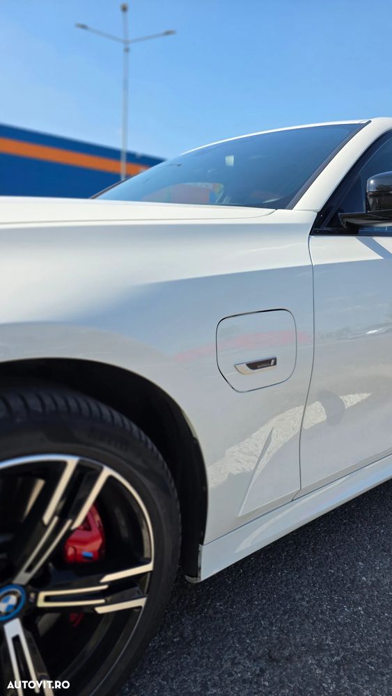 BMW Seria 3 330e xDrive Aut. M Sport - 8