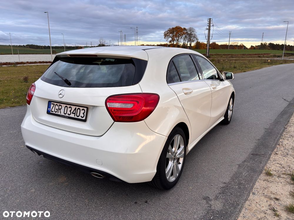 Mercedes-Benz A-Class 2015 photo 5