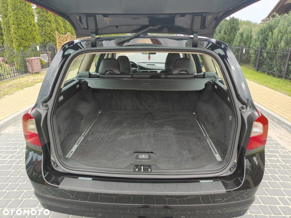 Volvo V70 2.0D Momentum - 15