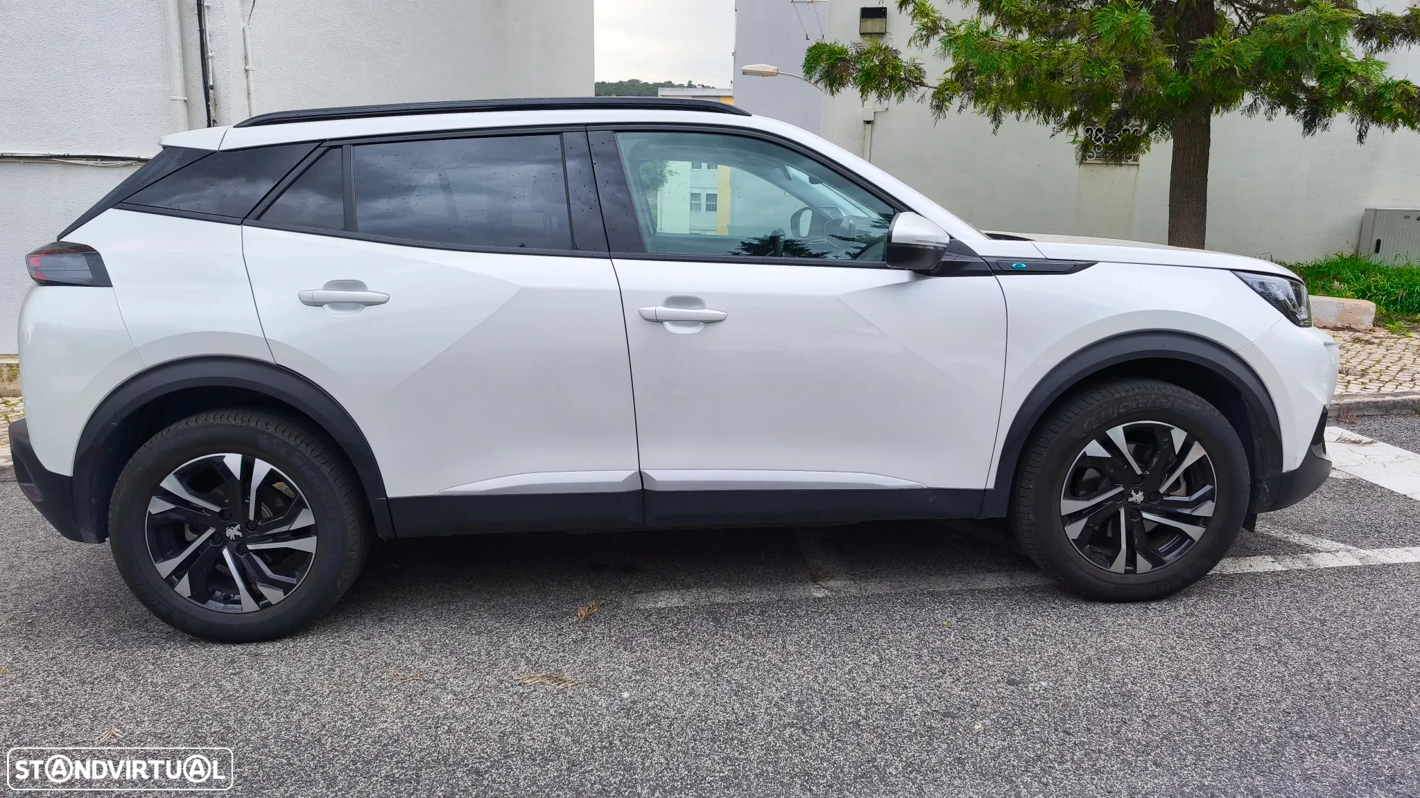 Peugeot e-2008 50 kWh Allure Pack - 7