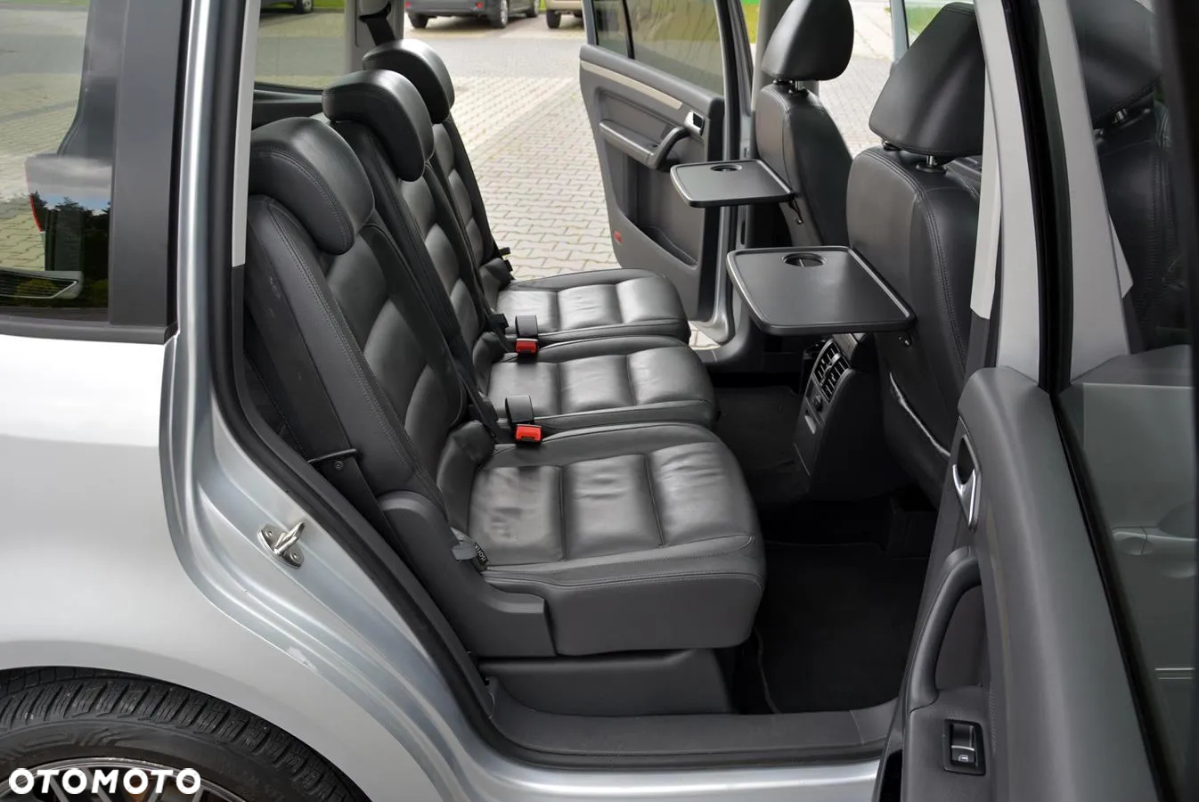 Volkswagen Touran 1.4 TSI Highline Perfectline - 20