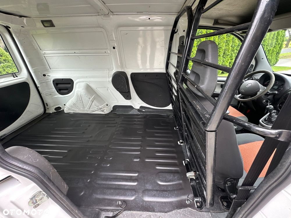 Fiat Doblo Maxi - 16