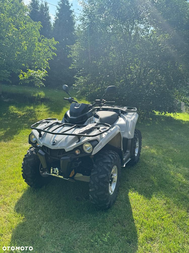 Can-Am Outlander - 1