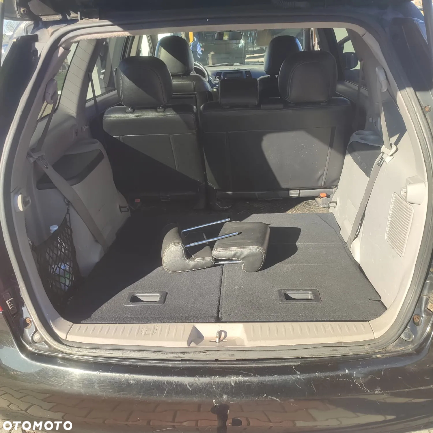 Mitsubishi Grandis 2.0 DI-D 7-Sitzer Intense - 4