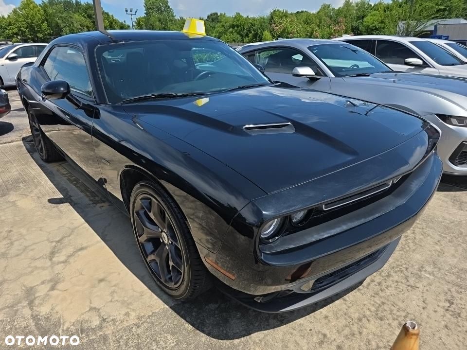 Dodge Challenger 5.7 R/T - 1