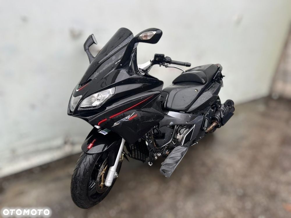 Aprilia SRV 850 - 6